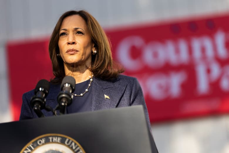 Harris Tells Fox News She Won T Be Continuation Of Biden Huffpost