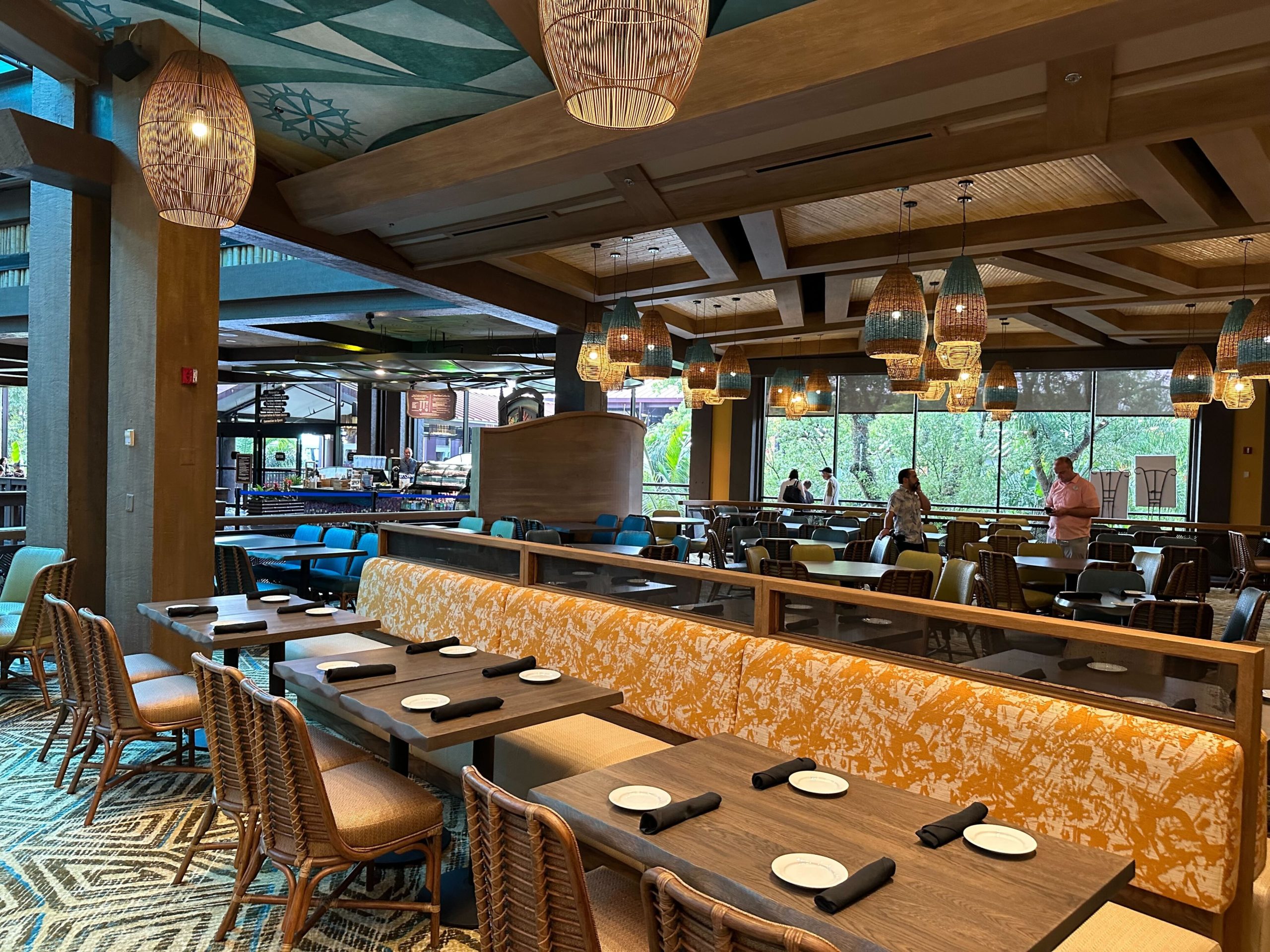 Photos Video Remodeled Kona Cafe Opens At Disney S Polynesian Village