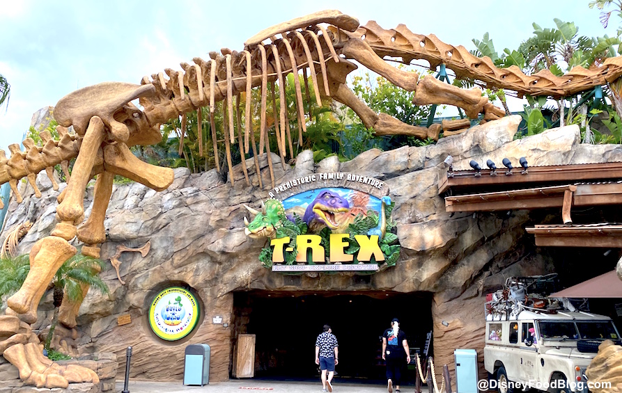 Review We Re Dining At T Rex In Disney World But Will Our Meal Be