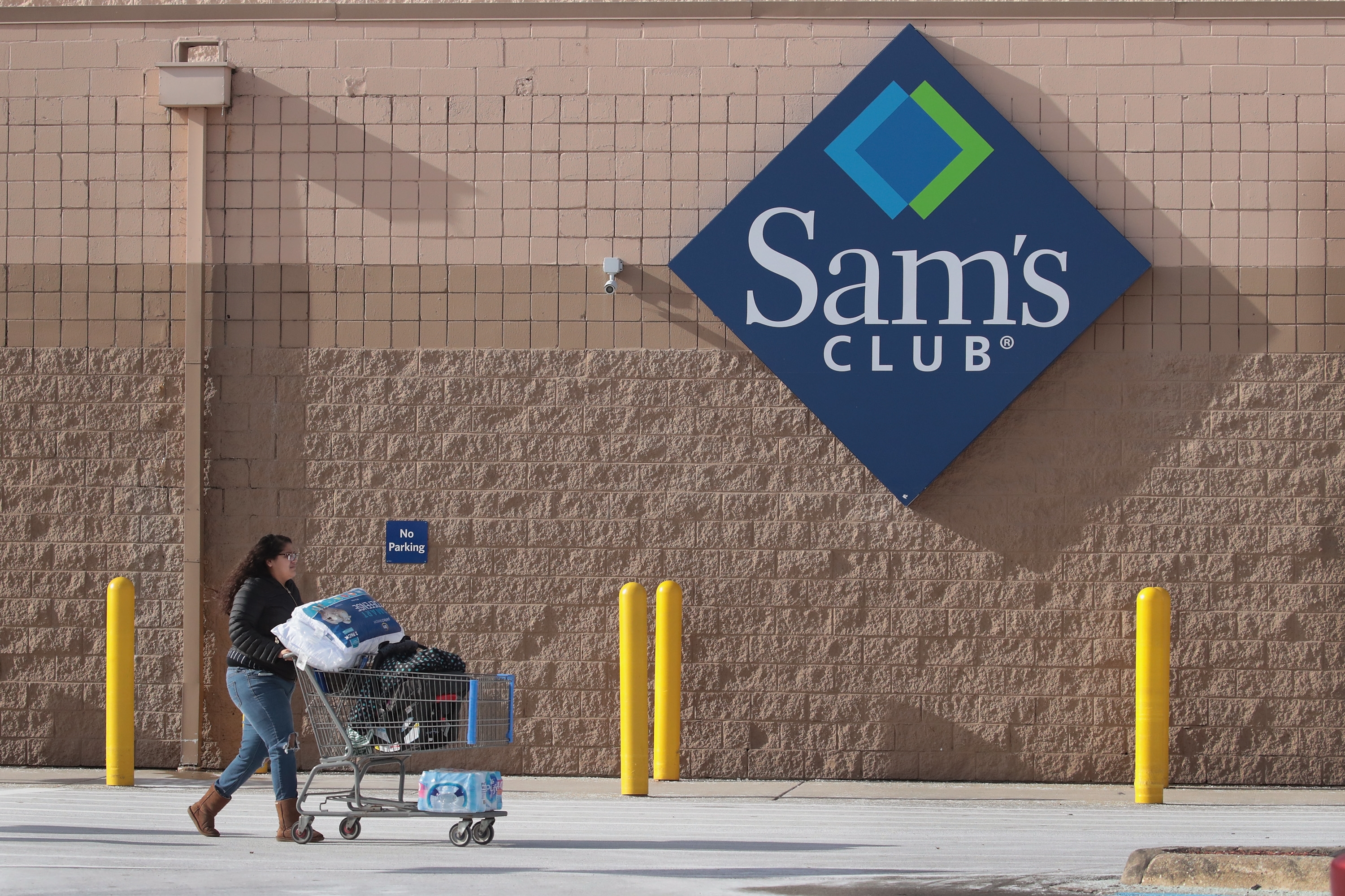 Sam S Club Expands Same Day Grocery Delivery Through Instacart Engadget