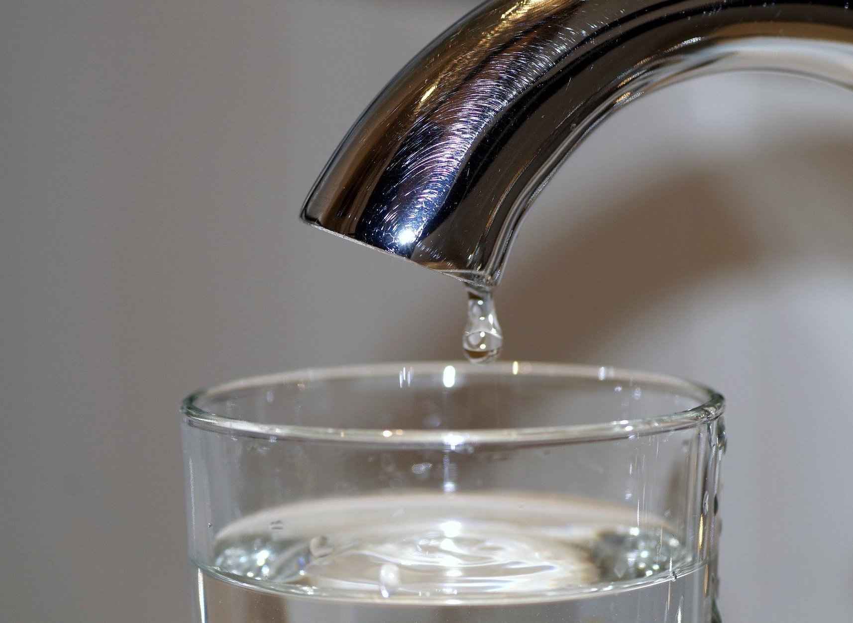 What's In Nyc Tap Water? Safe Drinking Guide