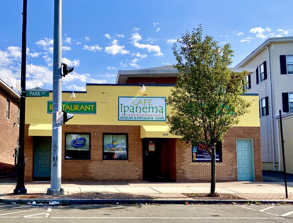 What's Ipanema Cafe Menu? Best Food Options